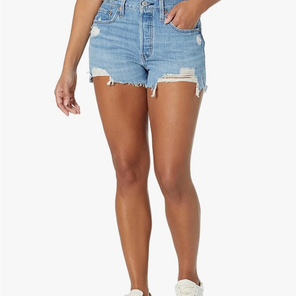 Levi Women’s 501 Shorts Size 25 EUC